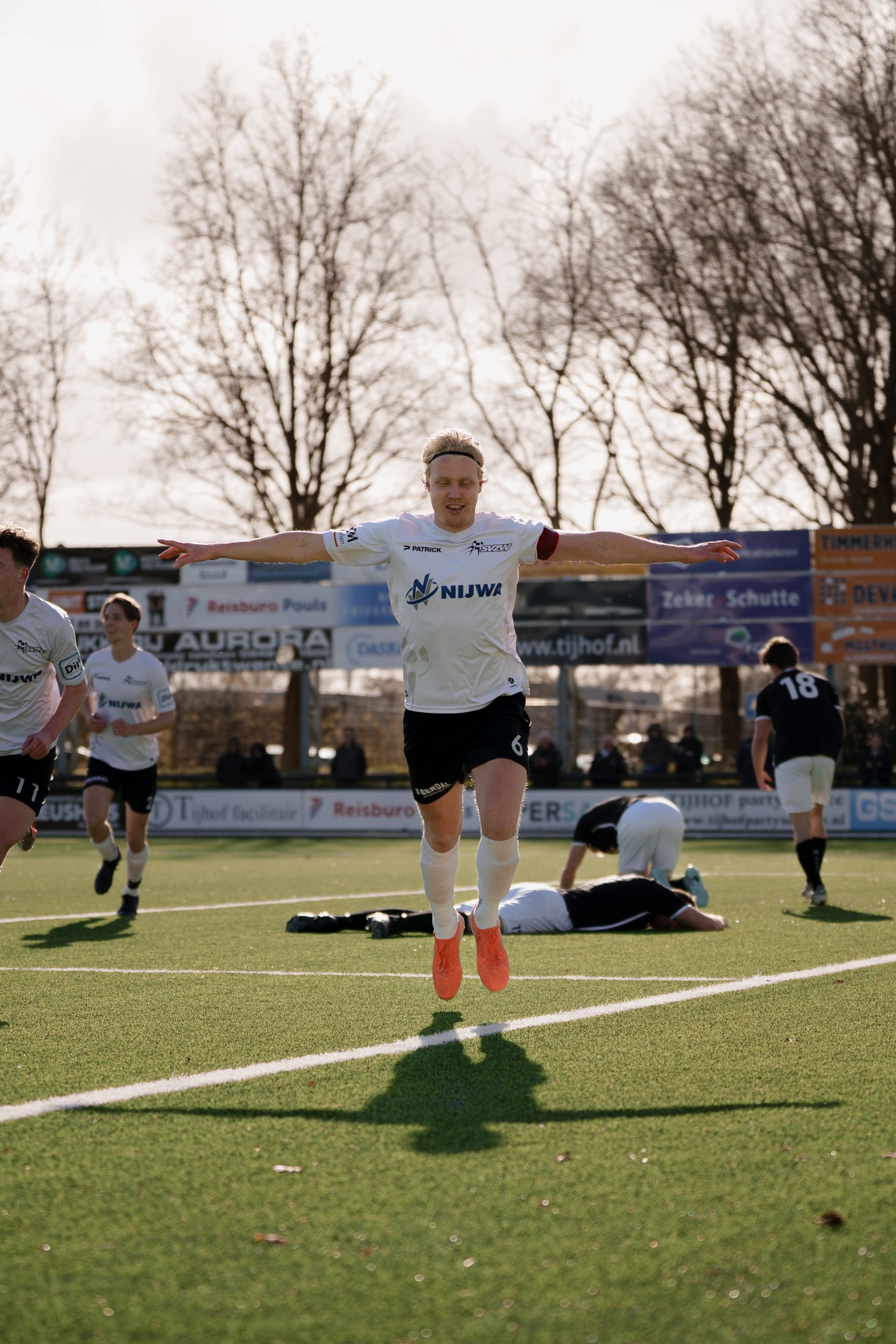 Robin de Jong juicht na goal tegen Quick'20