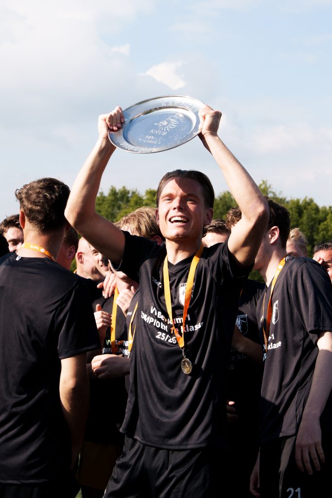 vv Berkum kampioen Zwolle Thom Dekker Fotografie