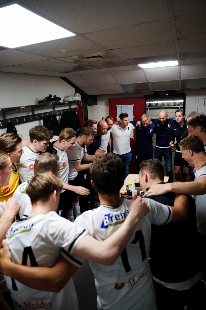 vv Berkum kampioen Zwolle Thom Dekker Fotografie